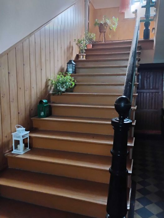 Duży dom na wsi z pokojami do wynajęcia