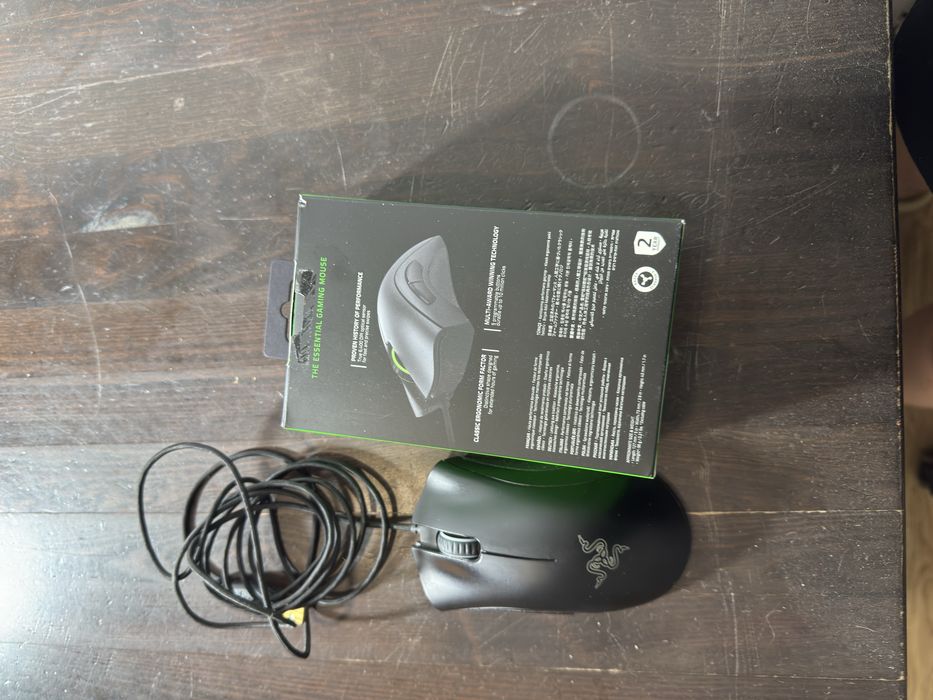 Razer DeathAdder Essential – Gamingowa Mysz Przewodowa (z usterką lewego przycisku)