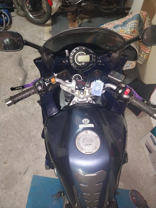 Mota Yahama FZ6 Fazer