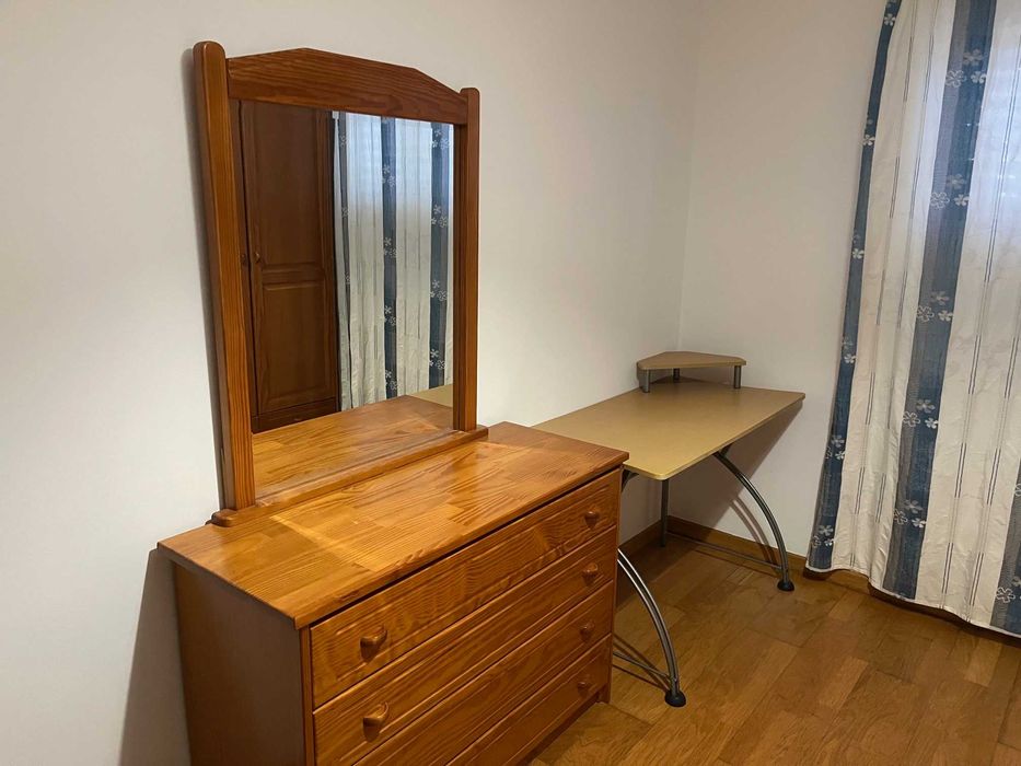 Alugo quarto próximo da universidades beja