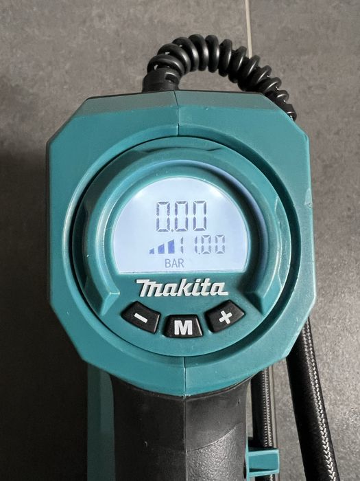 Акум. Насос компресор Makita DMP 181