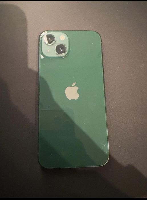 iPhone 13 estado de novo