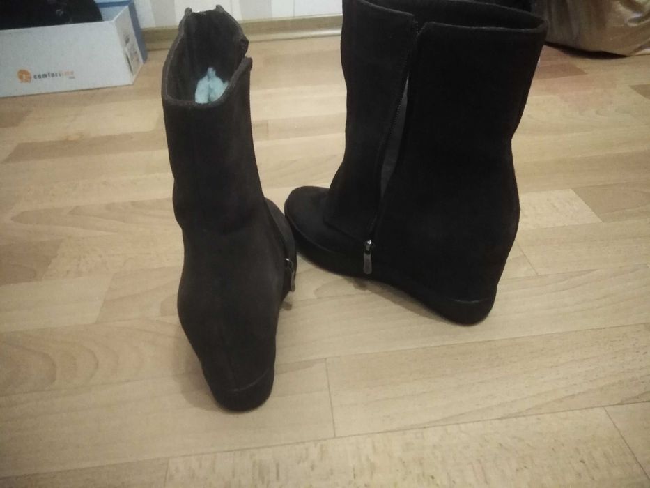 Сапоги зимние ,замш, нові, теплі