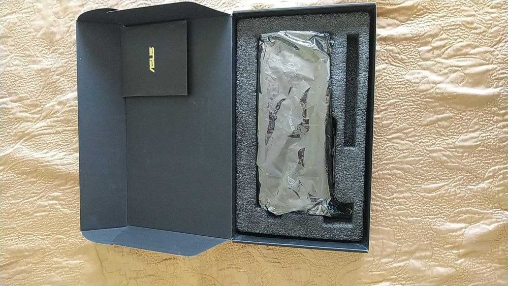 Відеокарта Asus PCI-Ex Radeon RX Vega 64 8GB