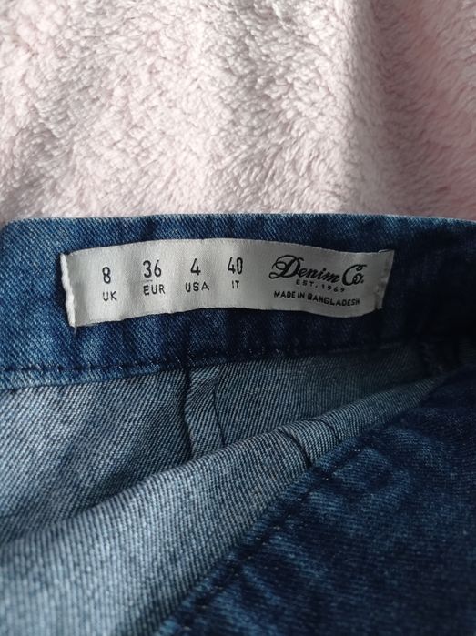 Jeansowa spódnica mini