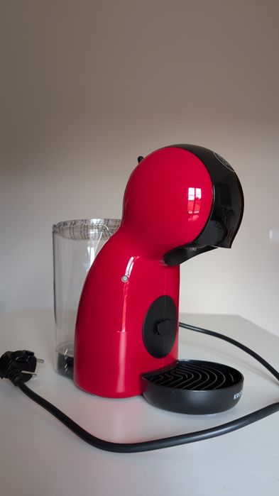 Dolce Gusto Piccolo XS + 46 cápsulas (tudo novo)