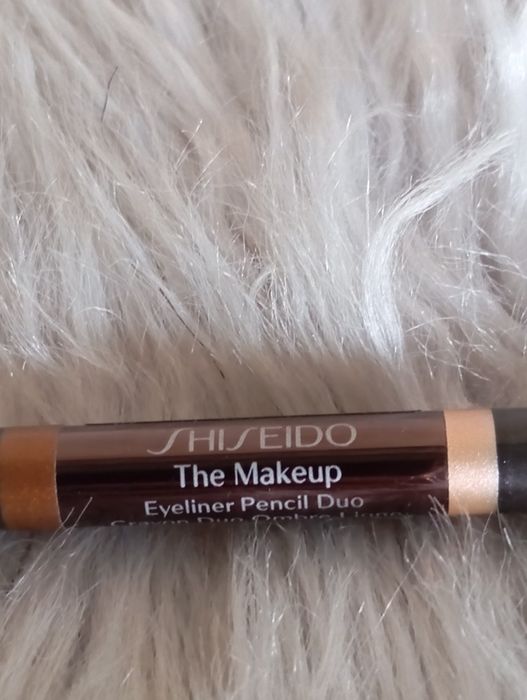 Podwójna kredka do oczu Shiseido