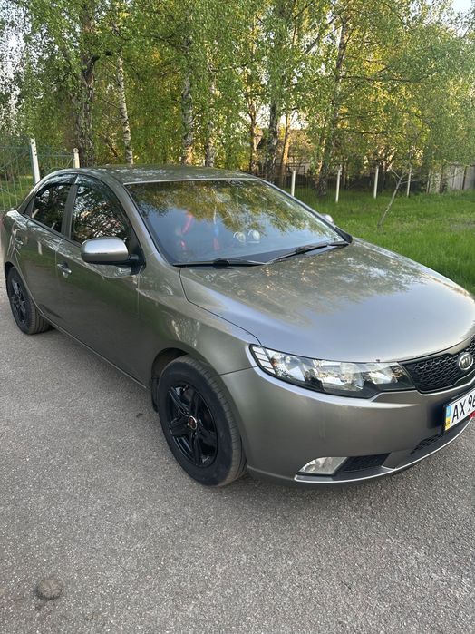 Авто KIA Cerato