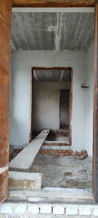 Продам Будинок із білої цегли в с. Погреби  . 20000 дол США