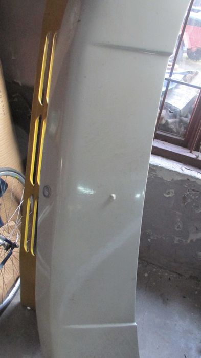 Maska przód Mercedes 207-410