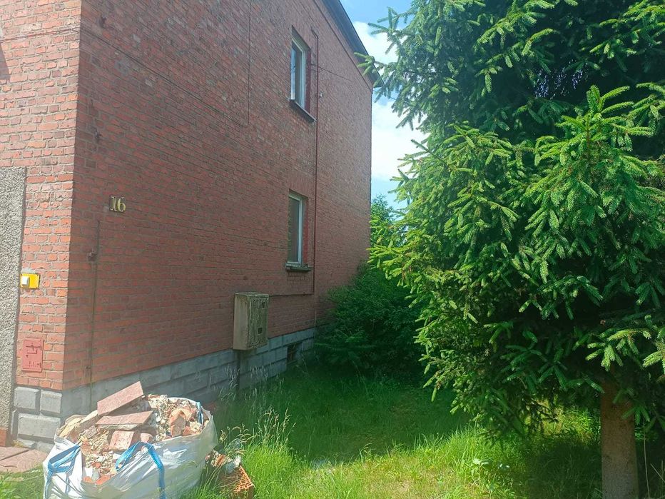 Pół domu w Kobiórze odrebne KW