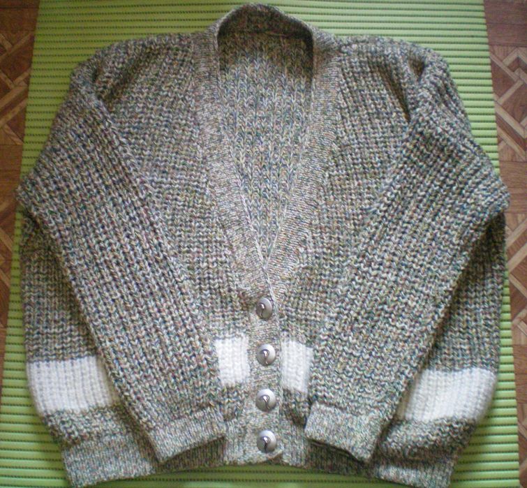 Шерстяное пончо накидка теплая оригинальная вещь люрекс кофта свитер