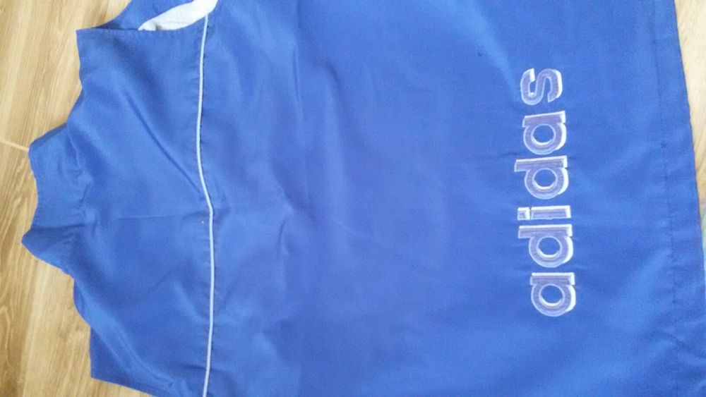 Спортивная жилетка Adidas для подростка