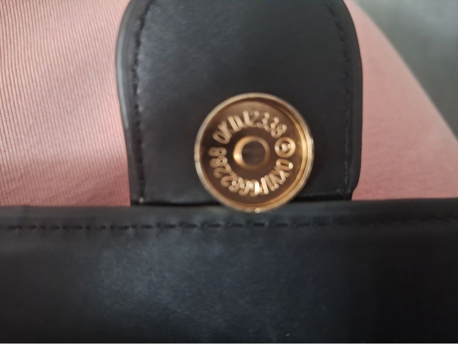 Czarna torebka Jacquemus