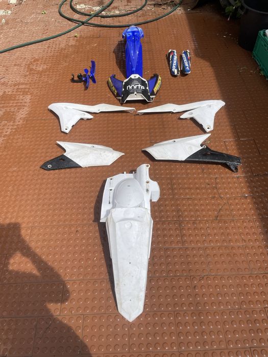 Kit plasticos yzf250