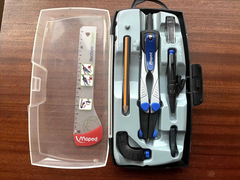 Compasso Maped com várias peças