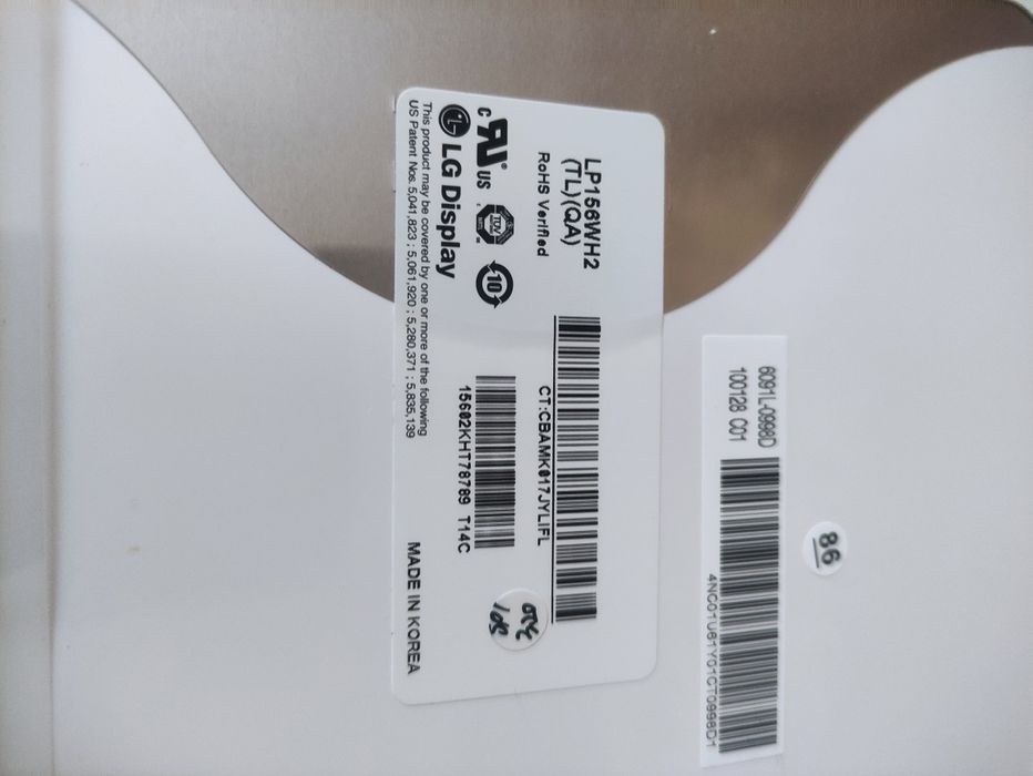 Матрици 15.6    40 пиновые лед подсветка почти новые количество