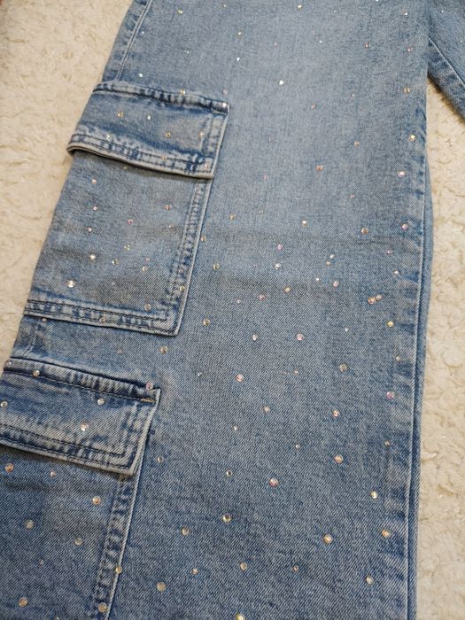 Джинси на дівчинку в стразах H&M. EUR 152. На  11-12 років