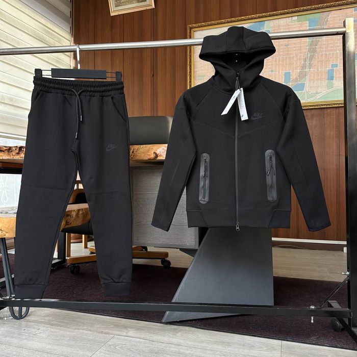Спортивний костюм Nike tech fleece