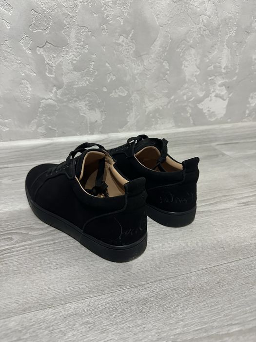 Кеды Louboutin.