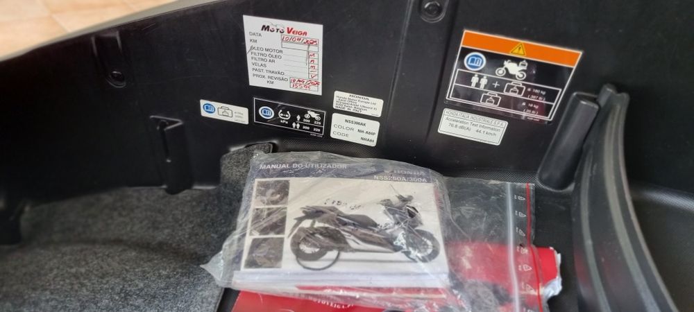Honda Forza 300  ABS TCS LED + Top Case