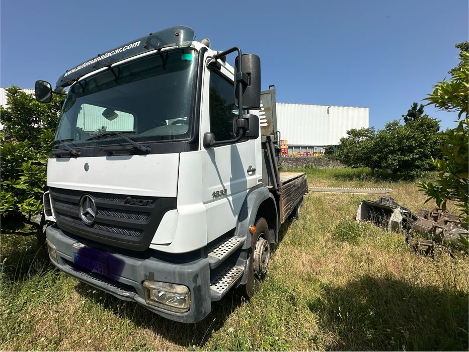 Mercedes- Benz Axor
