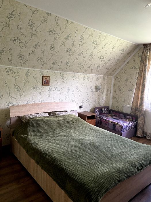 "Біля річки" Кваси