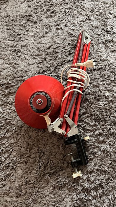 Lampa warsztatowa PRL pomocnik szperacz