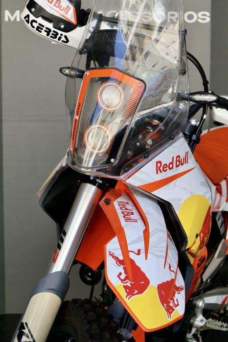 Ktm 690 enduro ( apenas 1800 kms)