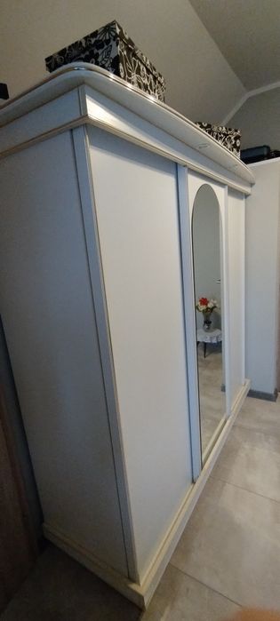 Szafa przesuwna 3 drzwiowa