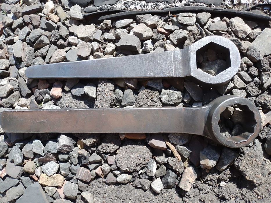 Ключи гаечные накидные, головки  б/у от 17 до 46 мм рожковые рычажные