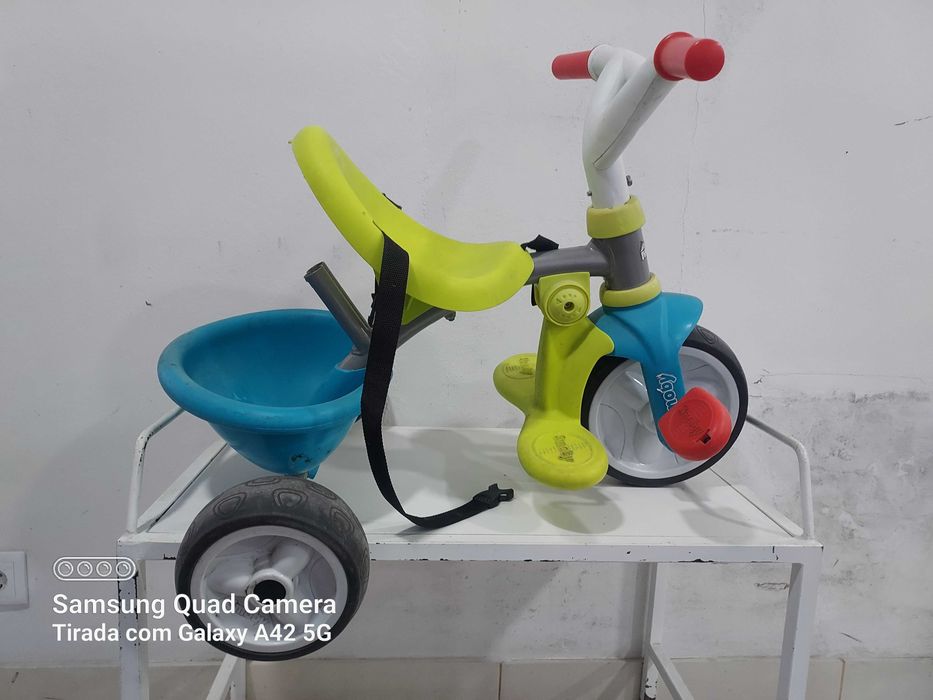 Triciclos crianças