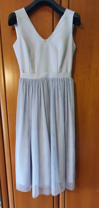 Szara dluga sukienka