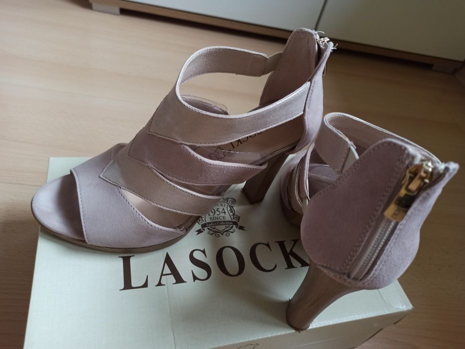 Buty na obcasie rozm. 38