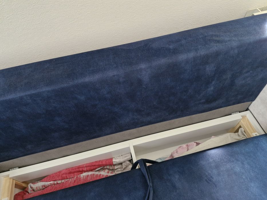 М'який куточок в ідеальному ,практично новому, стані