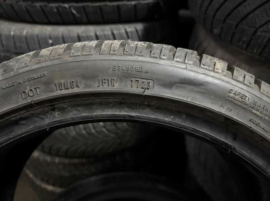 2x Dunlop 215 40 r.17, 2023, 6,9 mm