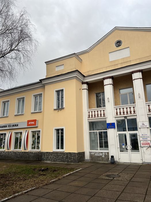 Оренда офісу 2 хв від самого центру .Проспект миру 139