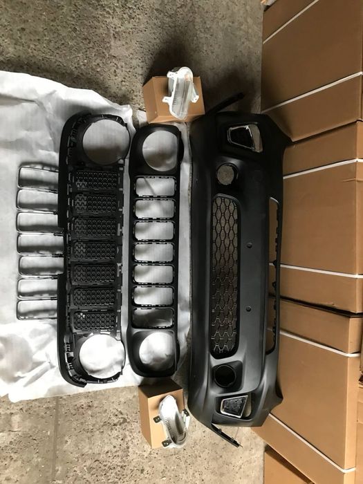 Бампер передній передний Jeep Renegade 2018 2019 2020 2021 2022