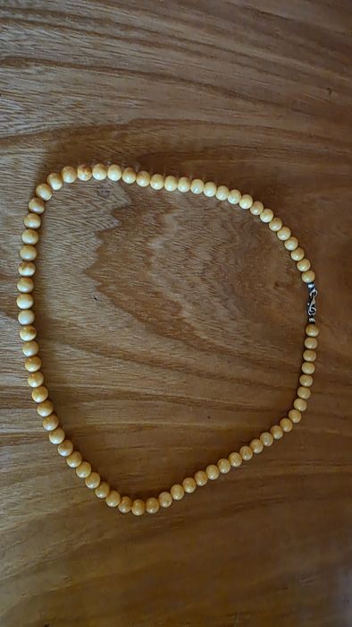 Naszyjnik bursztynowy