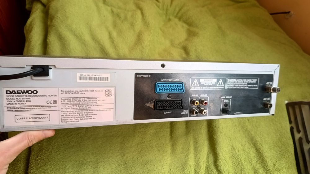 Odtwarzacz Vhs Daewoo Sd 7500 Combo  Dvd/CD/Mp3