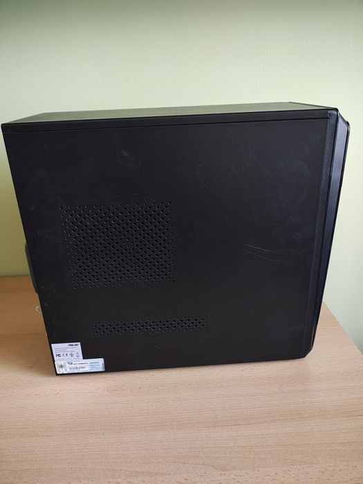 Komputer stacjonarny Asus