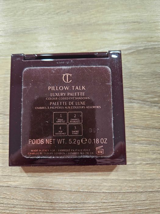 Paleta cieni do powiek Charlotte Tilbury Pillow Talk