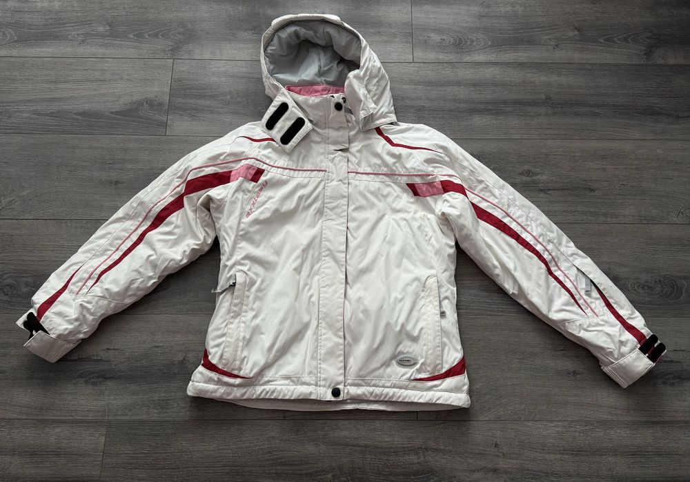 Лижна жіноча куртка