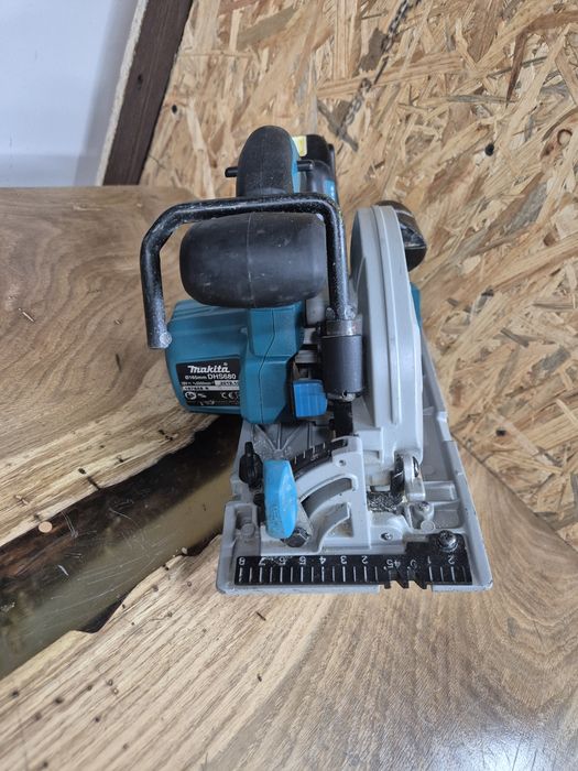 Makita DHS680 Piła tarczowa pilarka