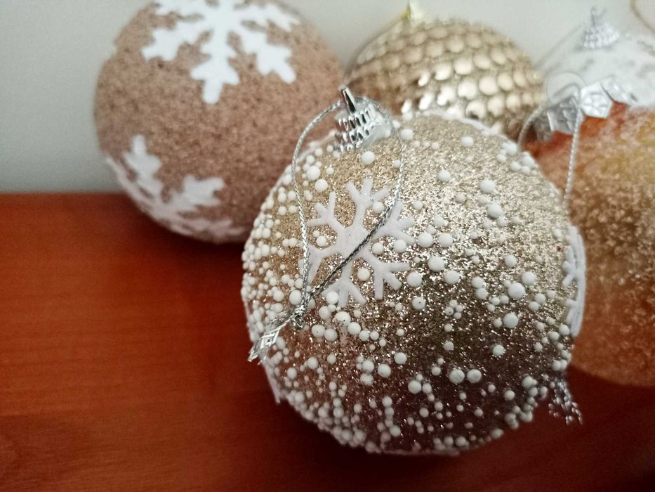 Enfeites de Natal em Tons Creme