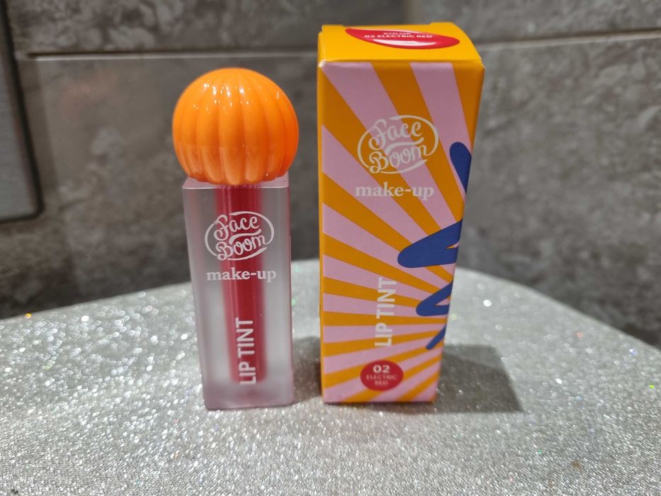 Tint do ust 02 Electric Red Faceboom