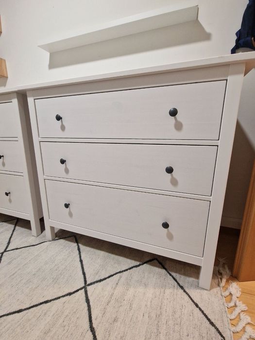 Comoda ikea 3 gavetas hemnes