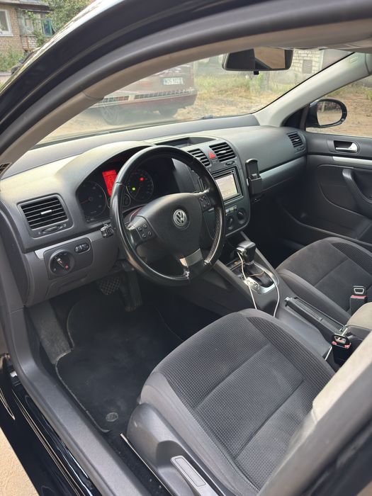 Volkswagen golf 5 2.0 tdi