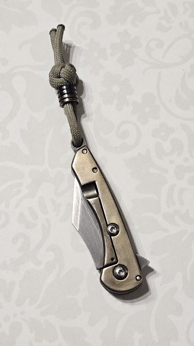CRKT Jettison Compact Custom mod folder