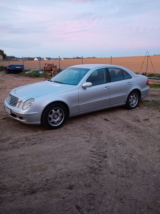 Sprzedam Mercedesa W 211 2.2 CDI
